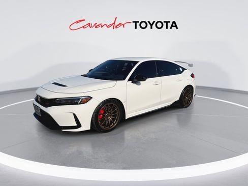 Used 2025 Honda Civic Type R image 4