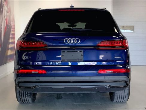 Used 2022 Audi Q7 Premium Plus image 5