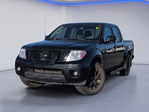 Used 2021 Nissan Frontier SV w/ Midnight Edition Floor Mats image 2