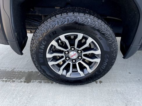 Certified 2020 GMC Sierra 1500 AT4 w/ AT4 Premium Package AWD/4WD image 11
