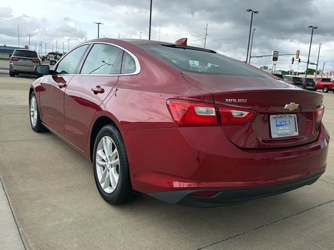 Used 2017 Chevrolet Malibu LT FWD image 21