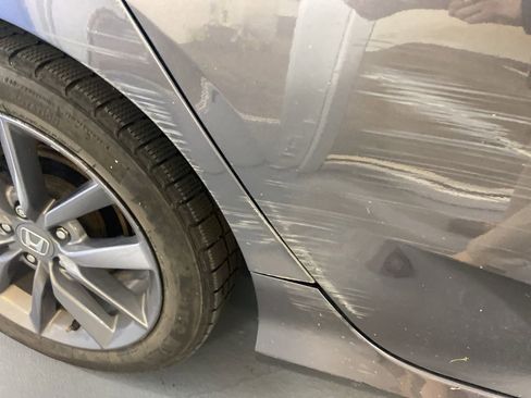 Used 2019 Honda Civic EX image 15