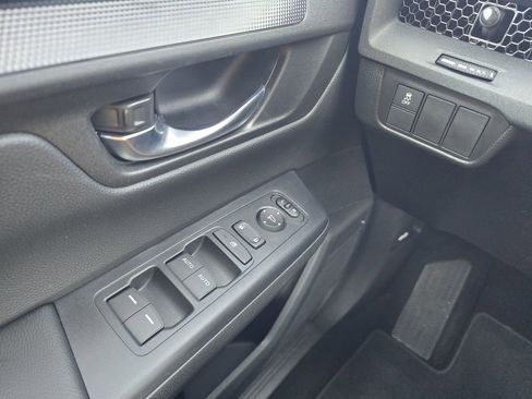 Certified 2025 Honda CR-V Sport image 22