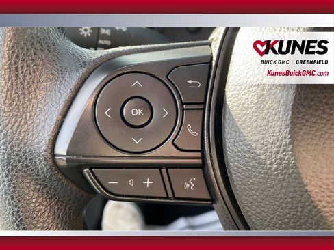 Used 2025 Toyota Corolla LE image 19