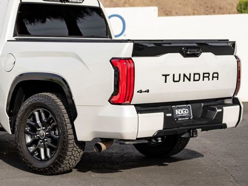 Used 2022 Toyota Tundra Platinum w/ Advanced Package AWD/4WD image 10