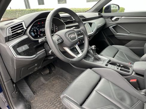 Used 2025 Audi Q3 2.0T Premium image 17