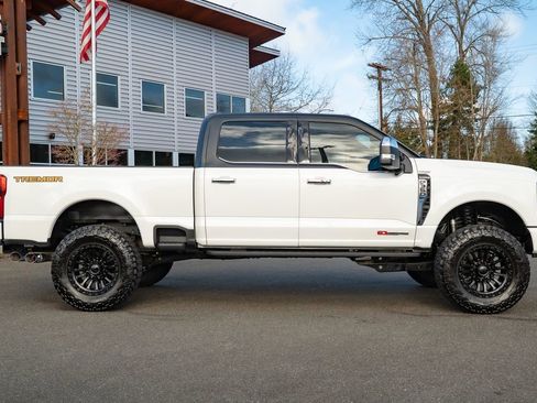 Used 2024 Ford F350 Platinum w/ Tremor Off-Road Package image 4