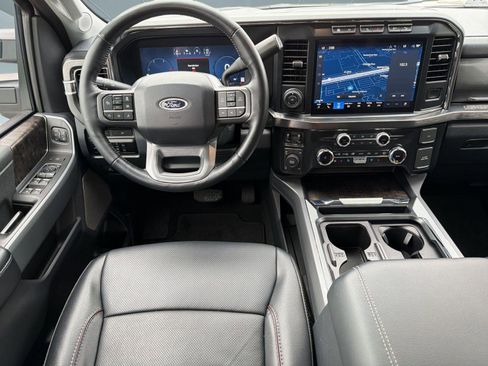 Used 2024 Ford F250 Lariat w/ Lariat Ultimate Package AWD/4WD image 26