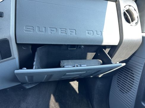 Used 2015 Ford F350 XLT image 30