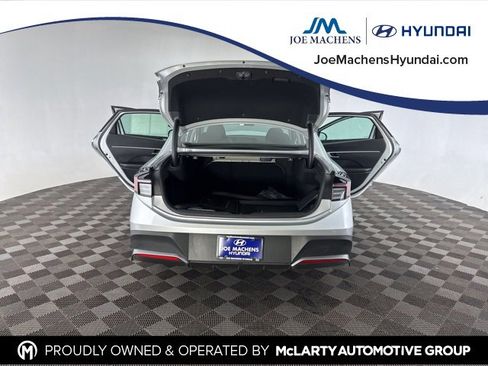 Certified 2025 Hyundai Sonata SE image 18