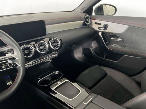 Certified 2026 Mercedes-Benz CLA 250 4MATIC image 24