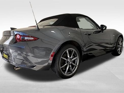 Used 2021 MAZDA MX-5 Miata Grand Touring image 6