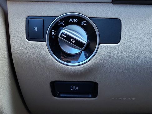 Used 2019 Mercedes-Benz GLE 400 GLE 400 image 31