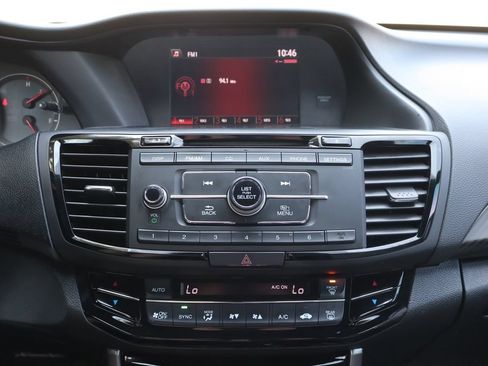 Used 2016 Honda Accord Sport image 34