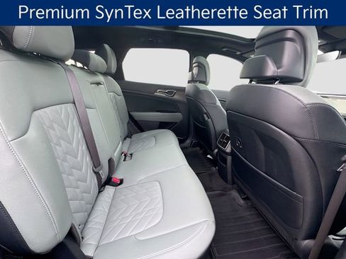 Used 2025 Kia Sportage X-Line image 31
