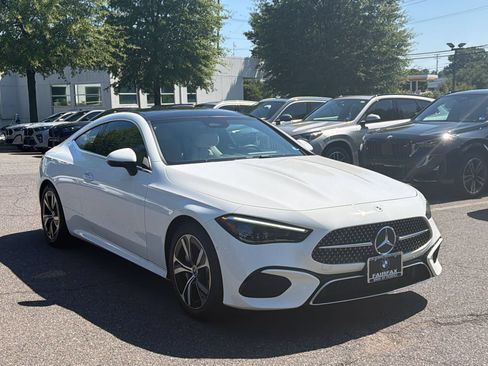 Used 2024 Mercedes-Benz CLE 300 4MATIC Coupe image 7