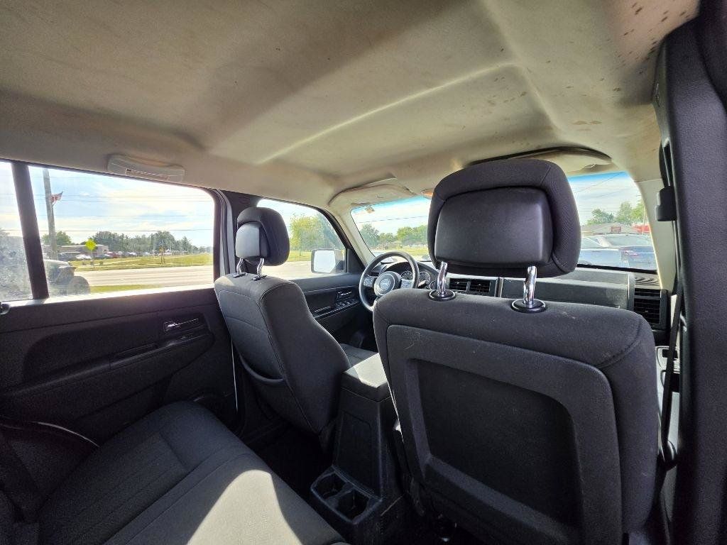 Used 2012 Jeep Liberty Sport RWD image 20