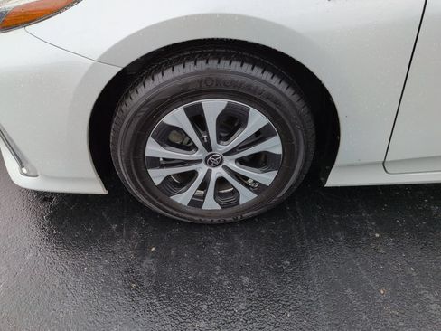 Certified 2022 Toyota Prius Prime XLE FWD image 27