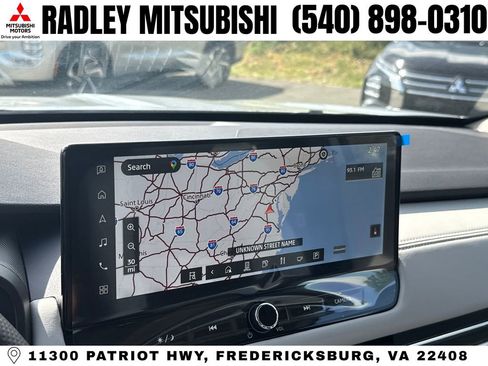 New 2026 Mitsubishi Outlander SE image 8