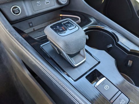 Used 2021 Nissan Rogue Platinum image 31