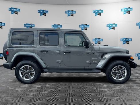 Certified 2023 Jeep Wrangler Sahara w/ Cold Weather Group image 7