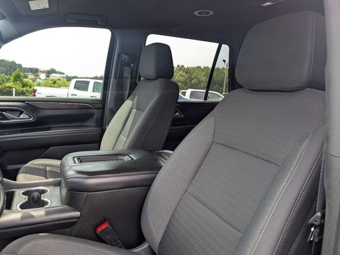 Used 2024 Chevrolet Tahoe LS RWD image 14