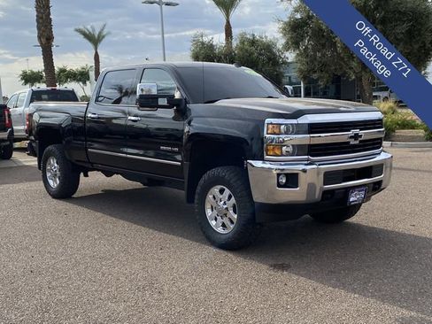 Used 2015 Chevrolet Silverado 2500 LTZ AWD/4WD image 8