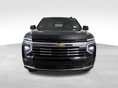 Used 2025 Chevrolet Tahoe LT AWD/4WD image 3