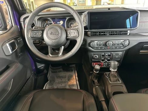 New 2026 Jeep Wrangler Unlimited Rubicon w/ Safety Group image 21