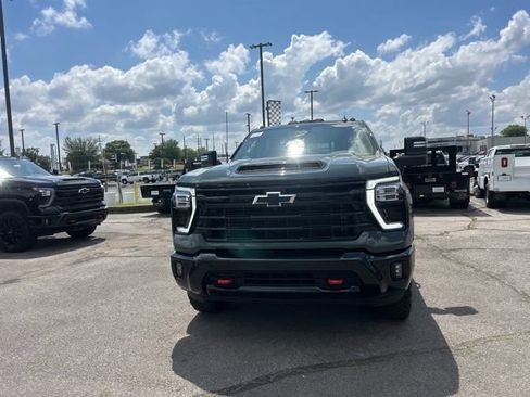 New 2026 Chevrolet Silverado 2500 LT w/ Trail Boss Package AWD/4WD image 8