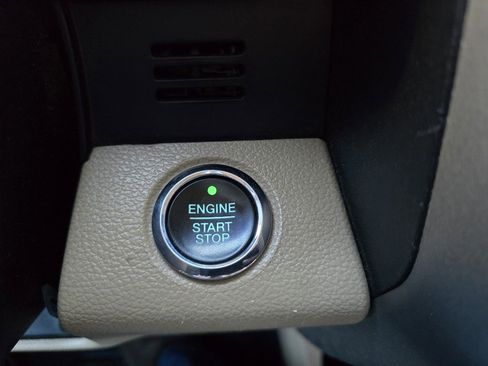 Used 2015 Ford F150 Lariat w/ Equipment Group 502A Luxury image 20