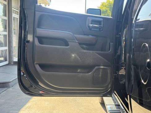 Used 2018 GMC Sierra 2500 Denali w/ Duramax Plus Package AWD/4WD image 33