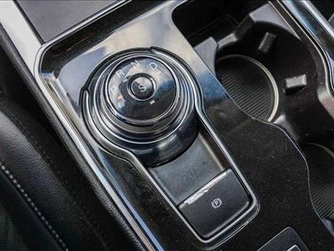 Used 2019 Ford Edge Titanium w/ Equipment Group 301A image 21