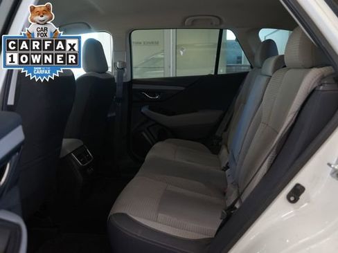 Used 2022 Subaru Outback Premium image 28