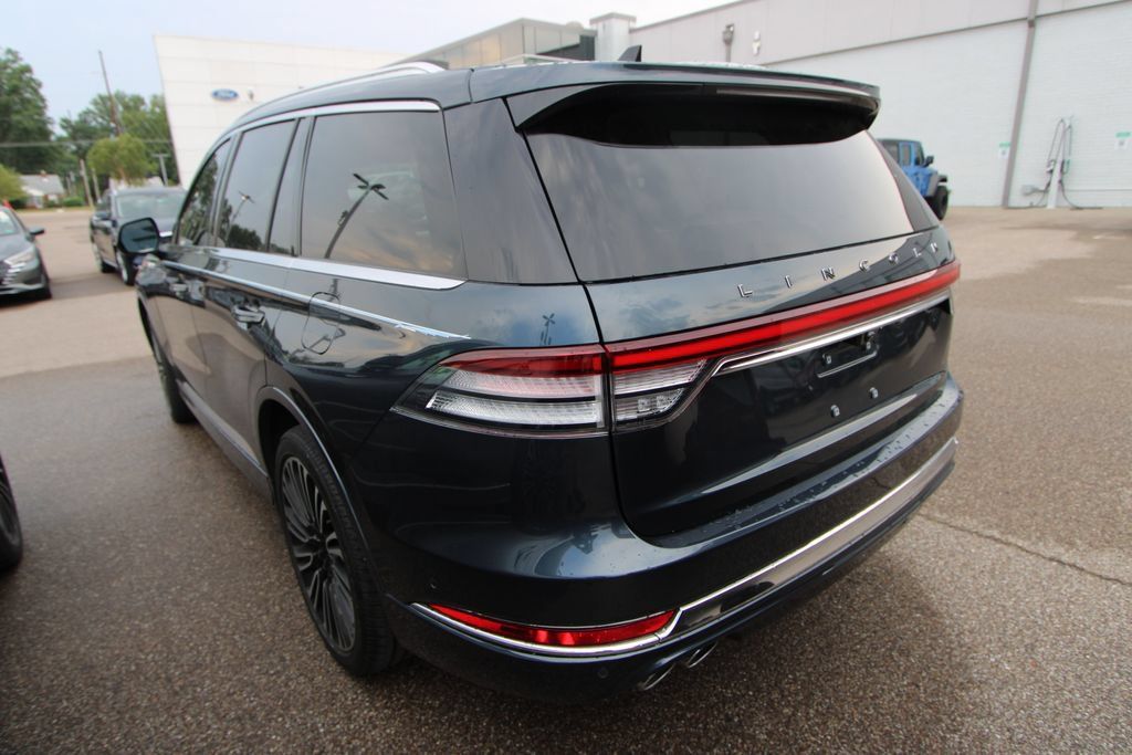 Used 2024 Lincoln Aviator Black Label w/ Dynamic Handling Package AWD/4WD image 6