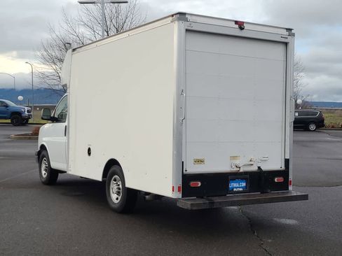 Used 2019 Chevrolet Express 3500 w/ Power Convenience Package image 12