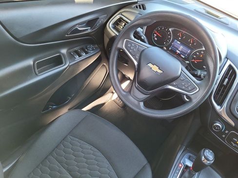Used 2021 Chevrolet Equinox LT image 15