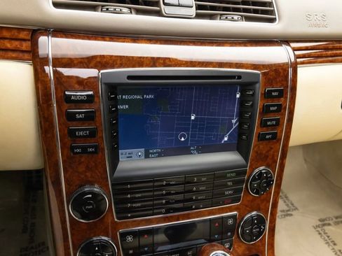 Used 2004 Maybach 57 RWD image 32
