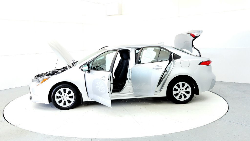 Used 2023 Toyota Corolla LE FWD image 10