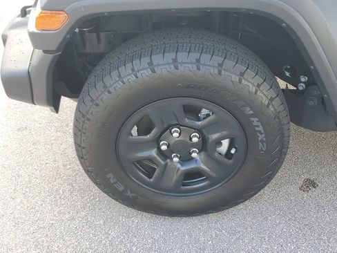 Used 2026 Jeep Wrangler Unlimited Sport AWD/4WD image 11