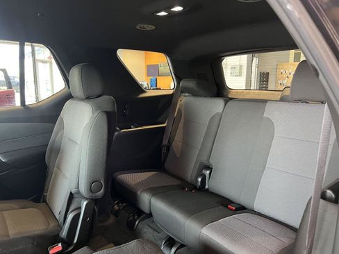 Used 2023 Chevrolet Traverse LT AWD/4WD image 18