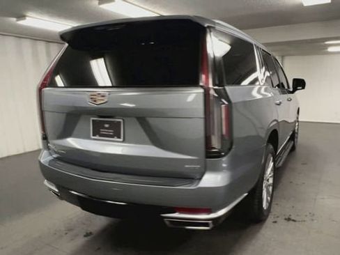 Certified 2023 Cadillac Escalade Premium Luxury AWD/4WD image 8