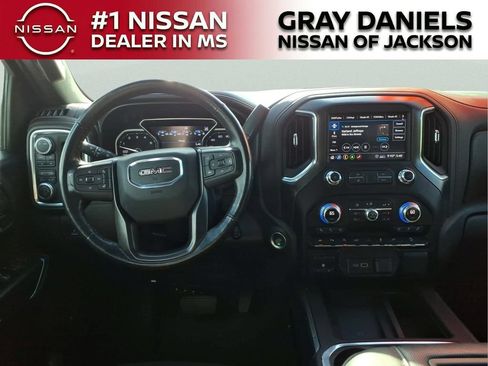 Used 2020 GMC Sierra 1500 AT4 w/ AT4 Premium Package AWD/4WD image 10