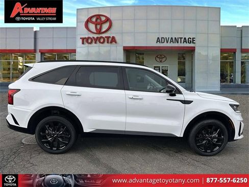 Used 2022 Kia Sorento SX image 5
