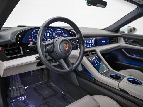 Certified 2021 Porsche Taycan 4S image 4