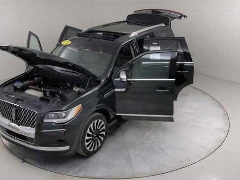 Used 2023 Lincoln Navigator Black Label image 48