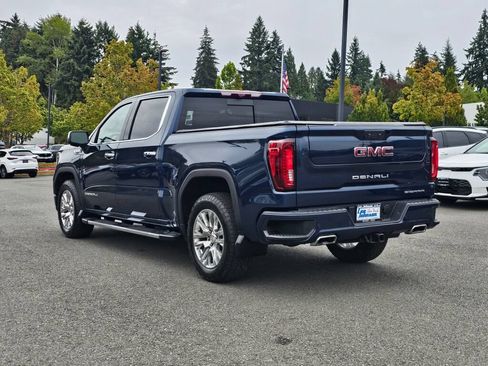 Used 2023 GMC Sierra 1500 Denali w/ Technology Package AWD/4WD image 7