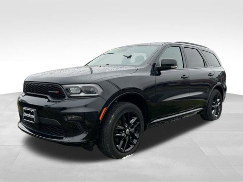 Used 2023 Dodge Durango GT image 2
