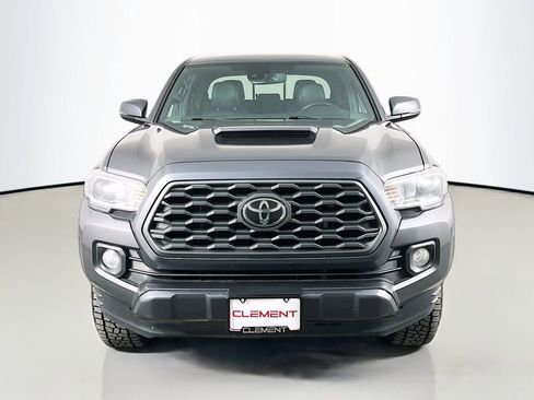Used 2021 Toyota Tacoma TRD Sport AWD/4WD image 3