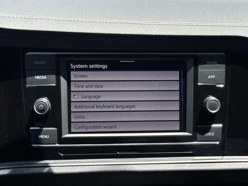 Used 2024 Volkswagen Jetta Sport FWD image 11